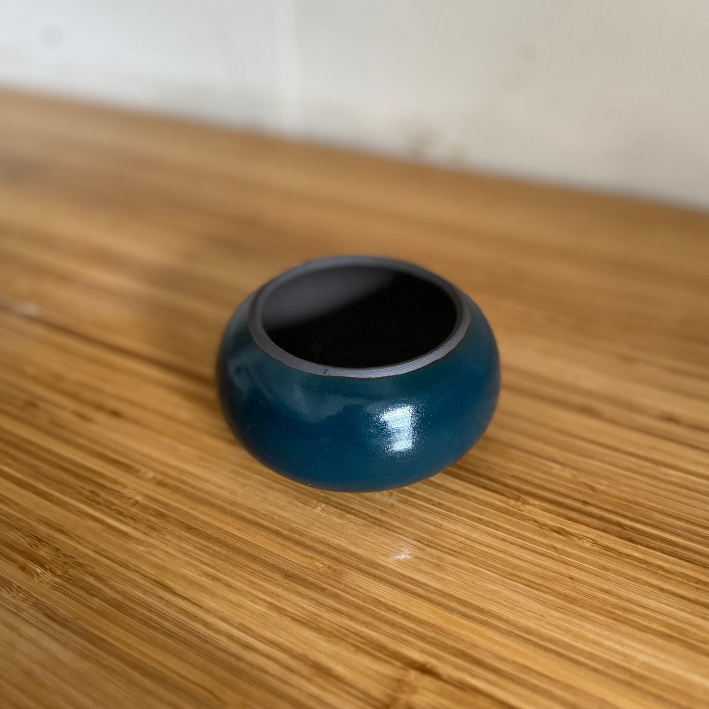 Rounded Vessel Small